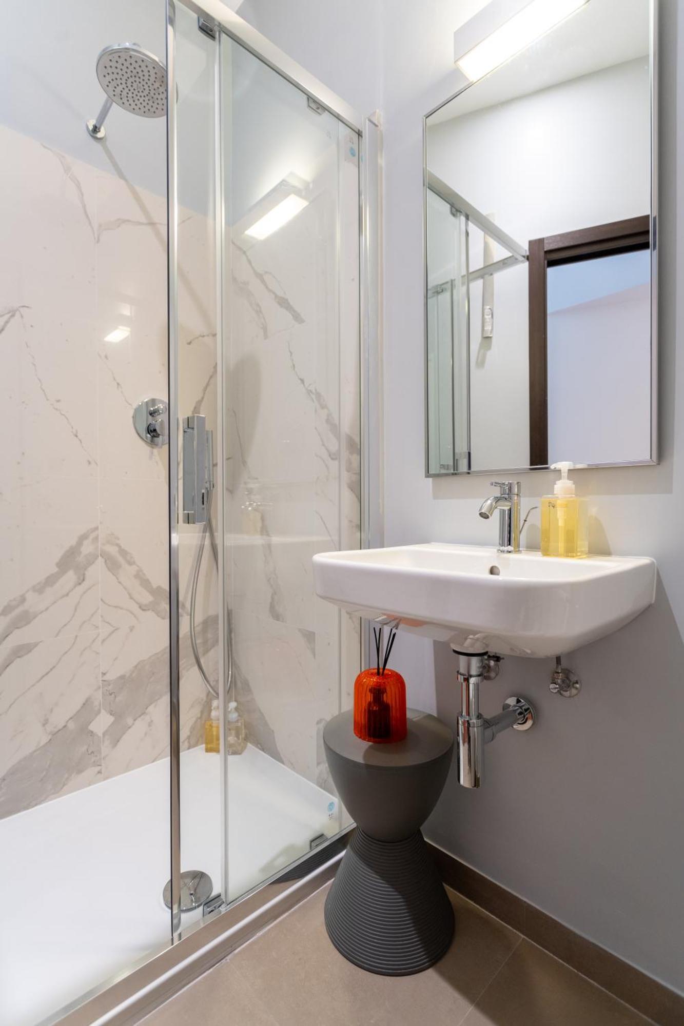 Pgrhome Croce โรม ภายนอก รูปภาพ